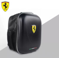 Ghiozdan Ferrari design 3D